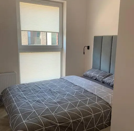 86b Angielska Grobla 5 - Srodmiescie *